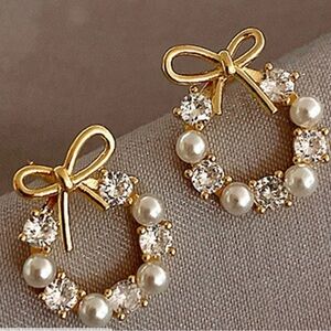 Pearl and Crystal Bow Knot Earrings NWT